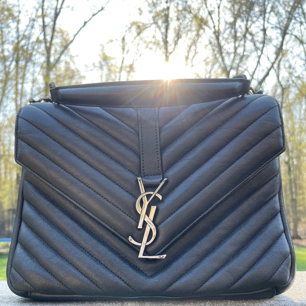 Saint Laurent YSL College V Flap